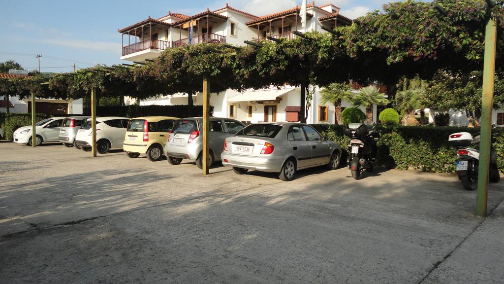 Melrose Aparthotel Skopelos Town Exterior photo
